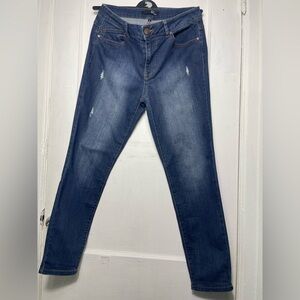 1822 Denim Women's Classic Indigo Skinny Jeans